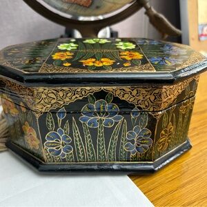 Vintage Hand Painted Rosemaling Wood Trinket Jewelry Box Some ware on interior